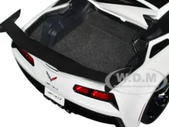 2019 Chevrolet Corvette C7 ZR1 Arctic White with Carbon Top 1/18 Model Car Autoart 71270