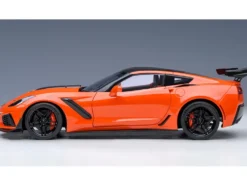 2019 Chevrolet Corvette C7 ZR1 Sebring Orange Tintcoat with Carbon Top 1/18 Model Car Autoart 71279