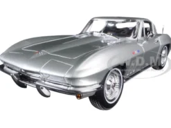 1965 Chevrolet Corvette Silver 1/18 Diecast Model Car Maisto 31640