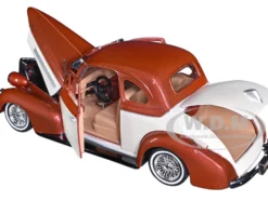 1939 Chevrolet Coupe Lowrider Beige Brown Metallic Get Low Series 1/24 Diecast Model Car Motormax 79028
