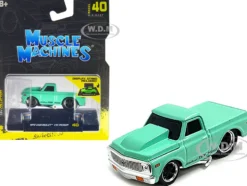 1972 Chevrolet C10 Pickup Truck Light Green 1/64 Diecast Model Car Muscle Machines 15580GRN