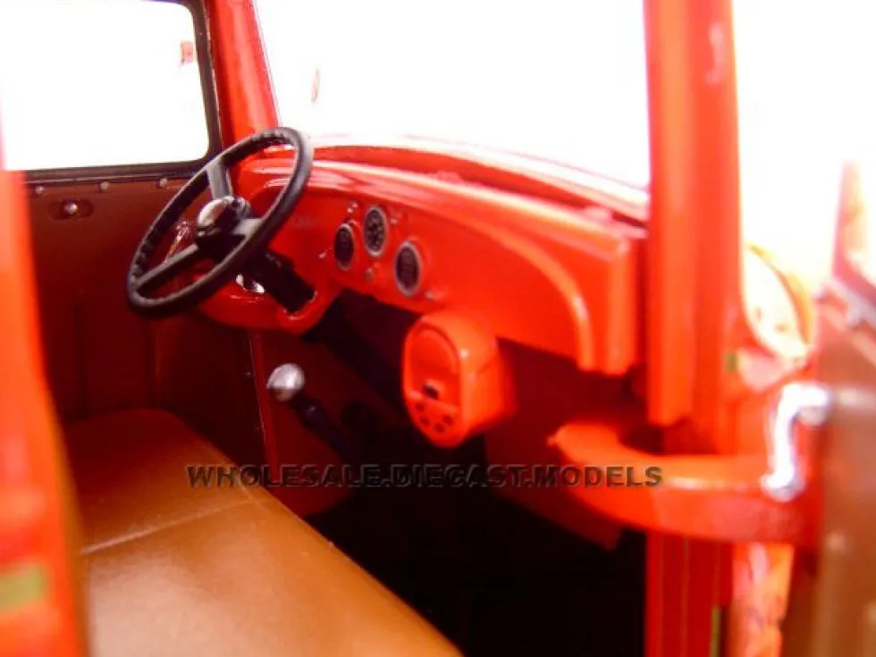 1935 Chevrolet Fire Truck Diecast Model 1/24 Diecast Truck Unique Replicas 18628
