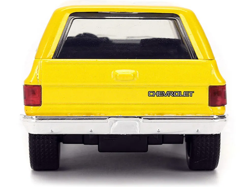 1980 Chevrolet K5 Blazer "SpongeBob Star" Livery Yellow "SpongeBob SquarePants" (1999-Current) TV Series "Hollywood Rides" Series 1/32 Diecast Model Car by Jada