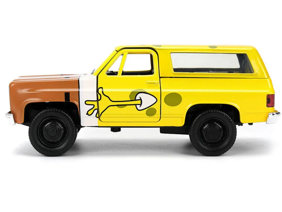 1980 Chevrolet K5 Blazer "SpongeBob Star" Livery Yellow "SpongeBob SquarePants" (1999-Current) TV Series "Hollywood Rides" Series 1/32 Diecast Model Car by Jada