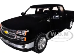 2006 Chevrolet Silverado 1500 Pickup Truck Black 