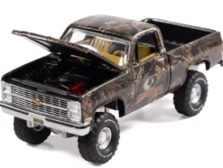 1983 Chevrolet Silverado Pickup Truck "Mossy Oak" Camouflage Livery "Big Country Collectibles" 2025 Series 1/64 Diecast Model Car by Auto World