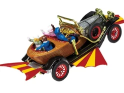 Chitty Chitty Bang Bang Car with 4 Sitting Figures Chitty Chitty Bang Bang 1968 Movie Diecast Model Car Corgi CC03502