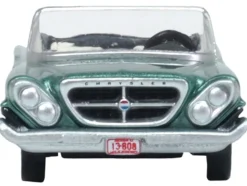 1961 Chrysler 300 Convertible Pinewood Green Metallic 1/87 (HO) Scale Diecast Model Car by Oxford Diecast