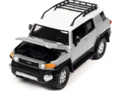 Classic Gold Collection 2022 Set A of 6 Cars Release 3 1/64 Diecast Model Cars Johnny Lightning JLCG030A