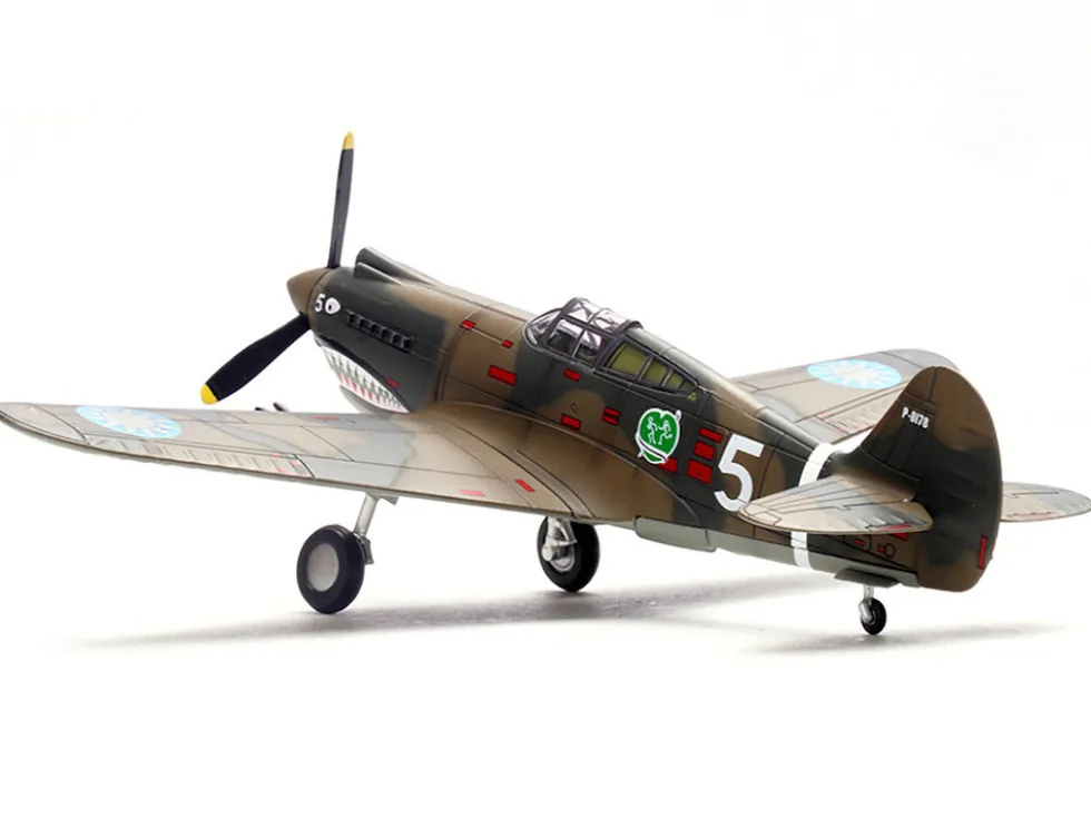 Curtiss P-40B/C Warhawk Fighter Aircraft "White 5, Charles Bond, 1st Squadron, Flying Tigers, Chinese Air Force" (1942) 1st American Volunteer Group 1/72 Diecast Model Airplane by Legion