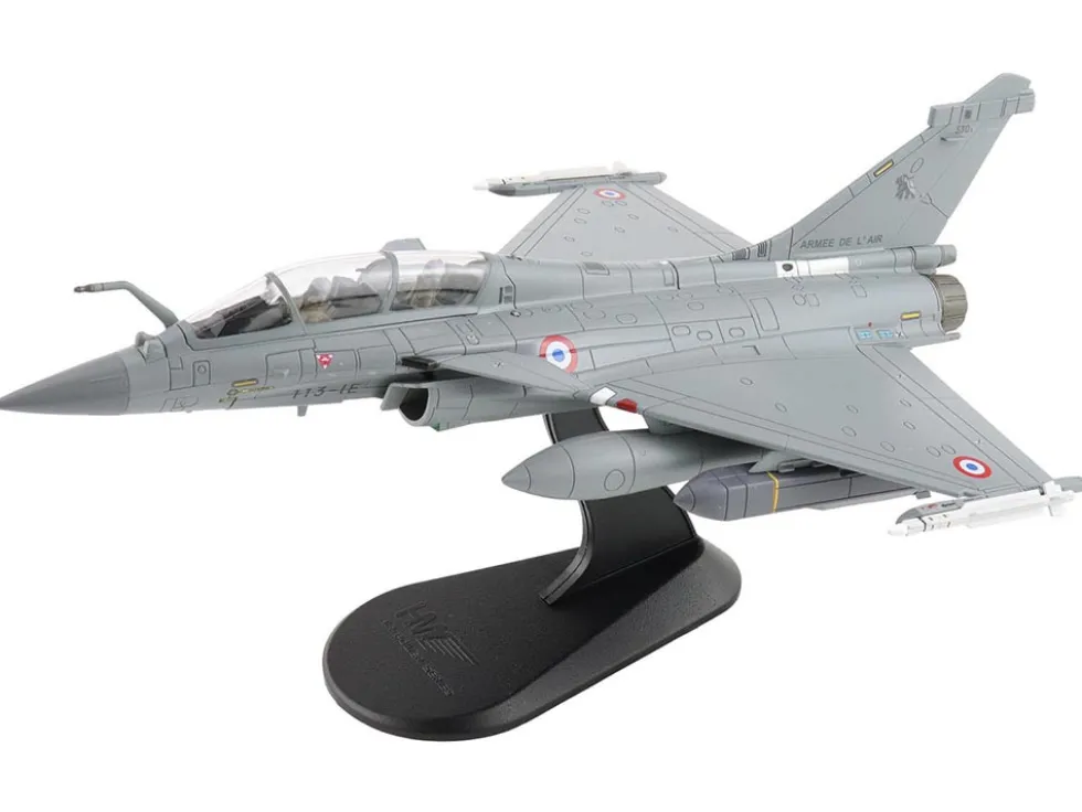 Dassault Rafale B Fighter Aircraft "113-IE/330, Libya" (2011) French Air Force "Air Power Series" 1/72 Diecast Model by Hobby Master