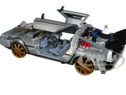 DeLorean Brushed Metal Time Machine Train Wheel Version with Lights Back to the Future Part III 1990 Movie Hollywood Rides Series 1/24 Diecast Model Car Jada 34996
