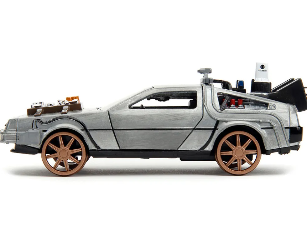DeLorean DMC Time Machine Brushed Metal Train Wheel Version Back to the Future Part III 1990 Movie Hollywood Rides Series 1/32 Diecast Model Car Jada 34786