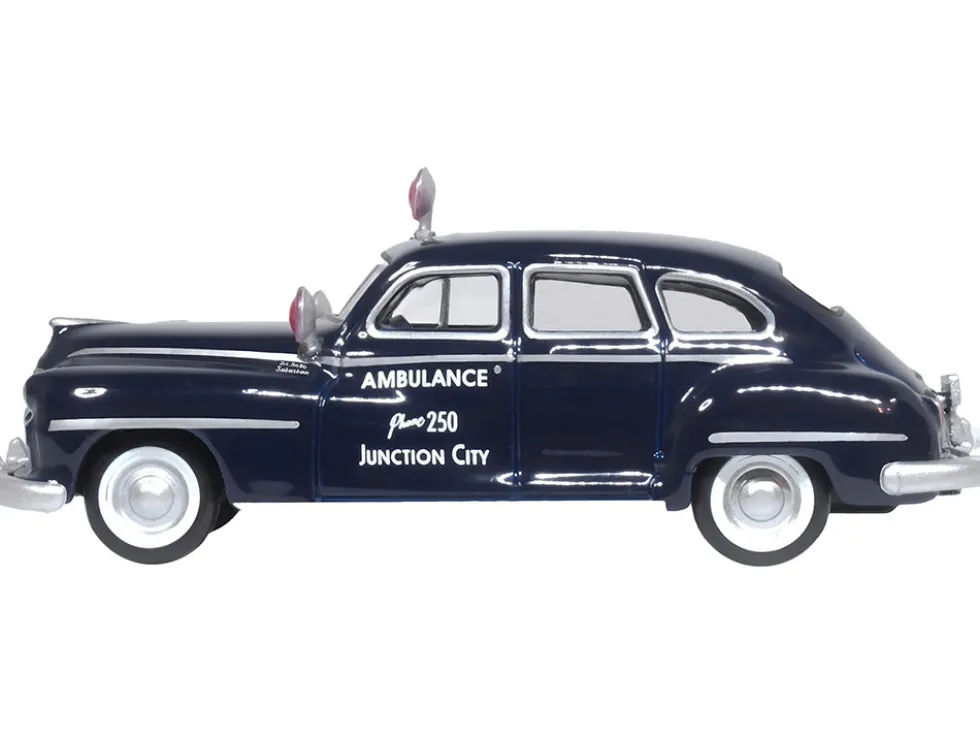1946 DeSoto Suburban Ambulance Dark Blue Junction City Ambulance 1/87 HO Scale Diecast Model Car Oxford Diecast 87DS46005