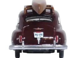1946 DeSoto Suburban with Roof Rack and Canoe Royal Maroon 1/87 (HO) Scale Diecast Model Car by Oxford Diecast