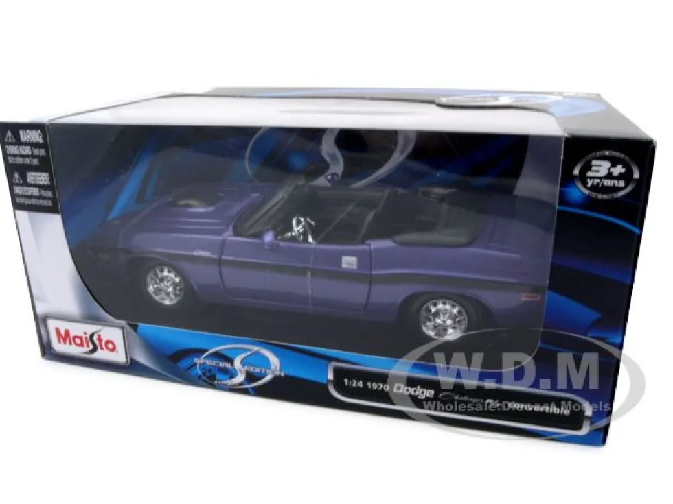 1970 Dodge Challenger R/T Convertible Purple1/24 Diecast Model Car Maisto 31264