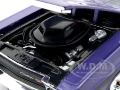 1970 Dodge Challenger R/T Convertible Purple1/24 Diecast Model Car Maisto 31264