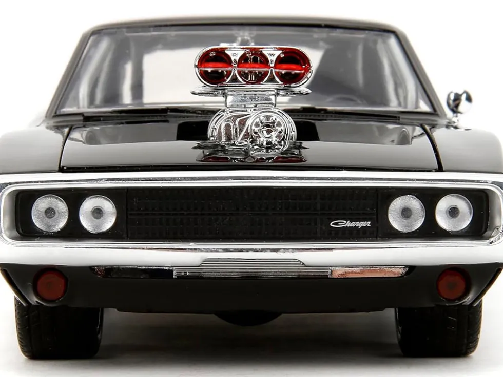 Dodge Charger R/T Black with Dom Diecast Figure "Fast & Furious" (2009) Movie "Hollywood Rides" Series 1/24 Diecast Model Car by Jada