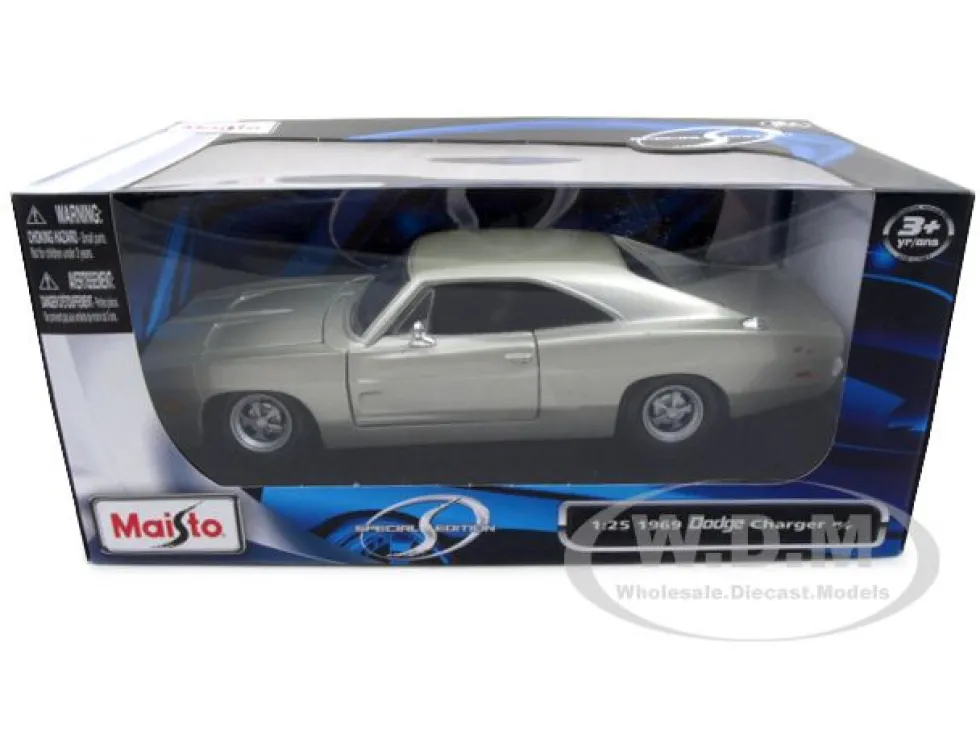 1969 Dodge Charger R/T Hemi Silver 1/25 Diecast Car Model Maisto 31256