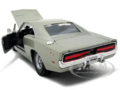 1969 Dodge Charger R/T Hemi Silver 1/25 Diecast Car Model Maisto 31256