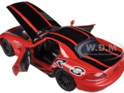 2003 Dodge Viper SRT-10 Red #8 GT Racing 1/24 Diecast Car Model Motormax 73776