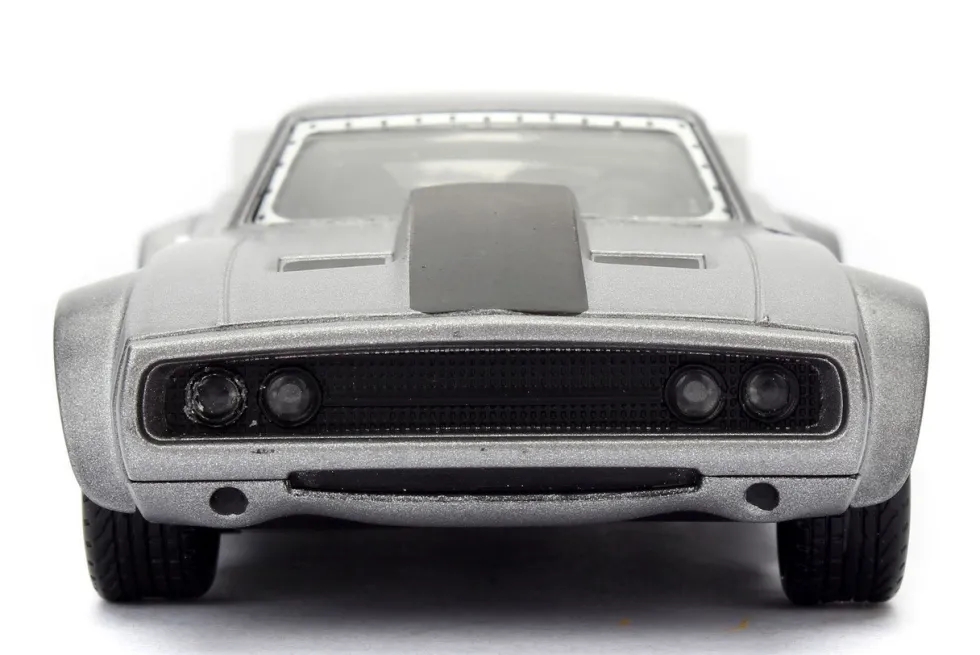 Dom's Ice Charger Fast & Furious F8 "The Fate of the Furious" Movie 1/32 Diecast Model Car Jada 98299