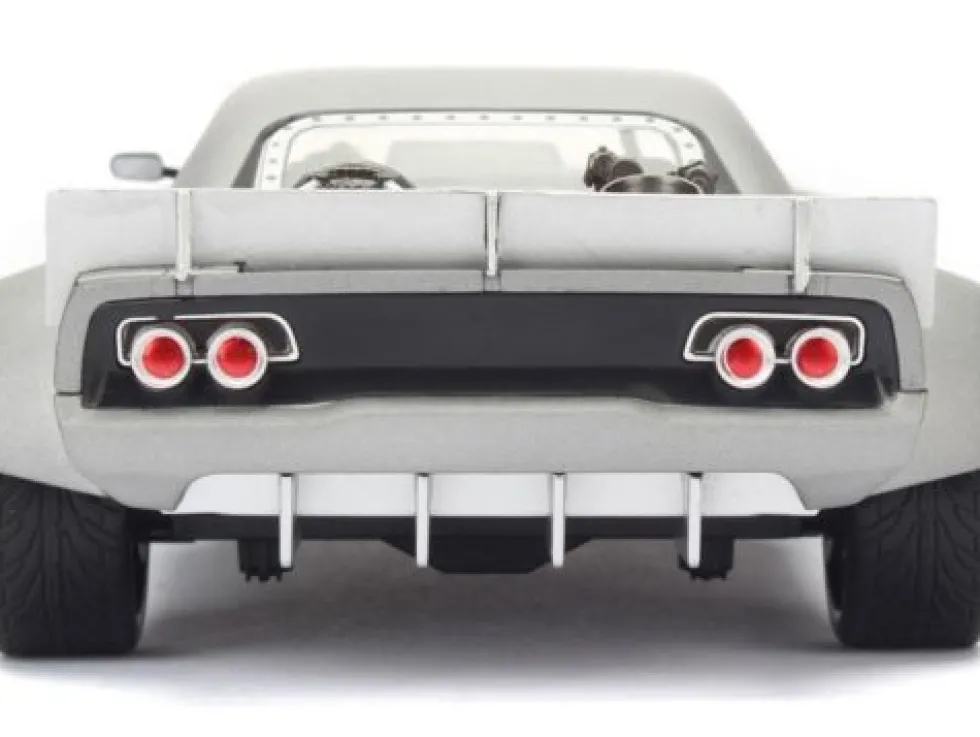 Dom's Ice Charger Fast & Furious F8 "The Fate of the Furious" Movie 1/24 Diecast Model Car Jada 98291