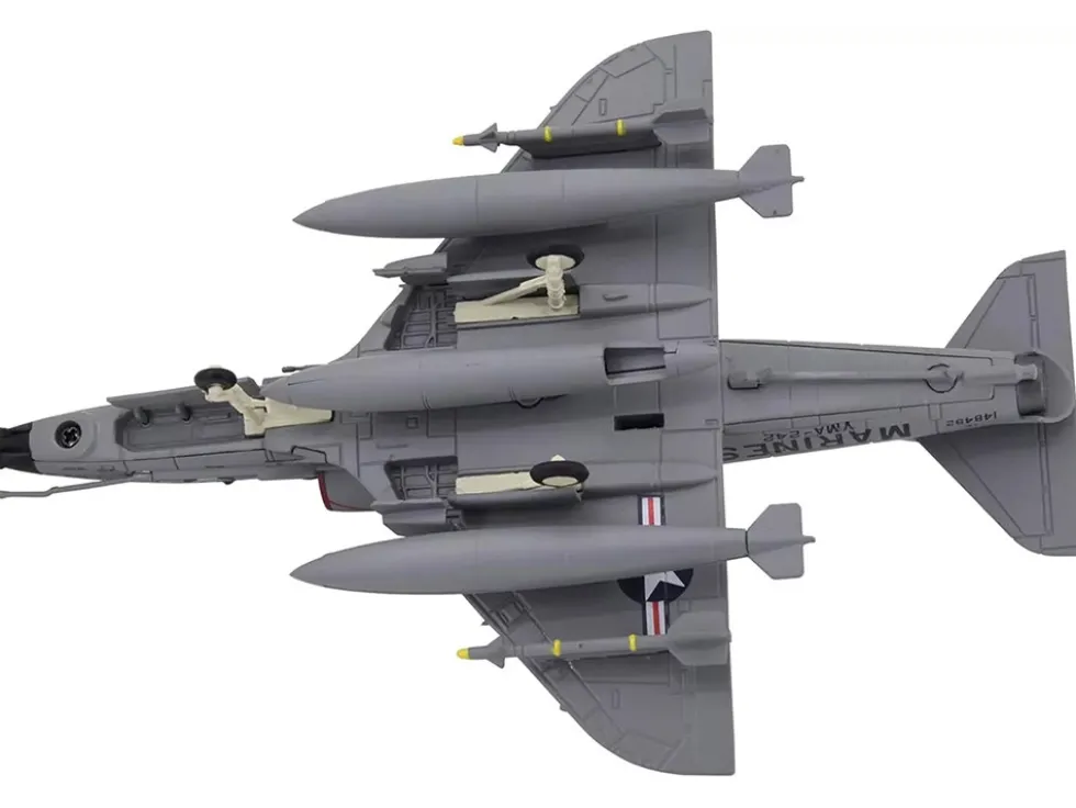 Douglas A-4D Skyhawk Aircraft "VMA-242 Bats, NAS Key West, 1962 Missile Crisis" United States Marine Corps 1/72 Diecast Model Airplane