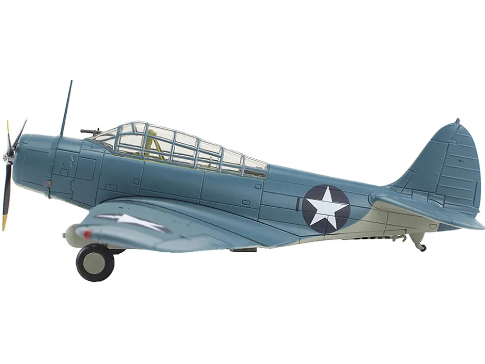 Douglas TBD-1 Devastator Bomber Aircraft "Battle of Midway, Lt Cdr EE Lindsey, VT-6, USS Enterprise" (1942) United States Navy "SkyMax Models" Series 1/72 Diecast Model by Hobby Master