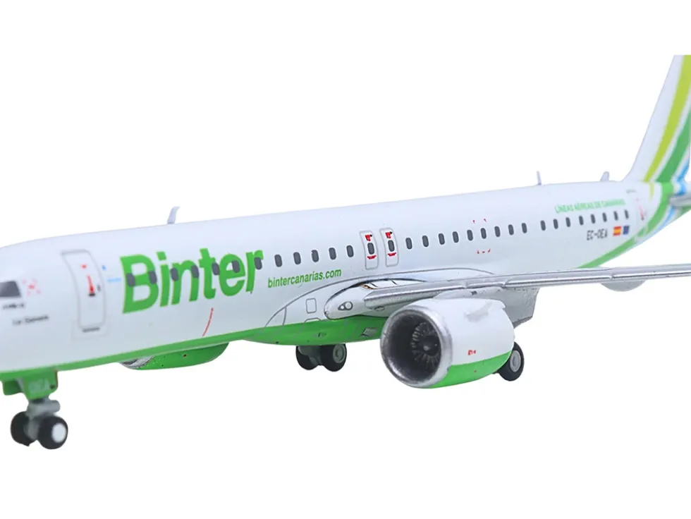Embraer E195-E2 Commercial Aircraft "Binter Canarias" (EC-OEA) White with Green Tail Stripes Stripes 1/400 Diecast Model Airplane by GeminiJets
