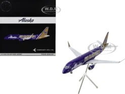 Embraer ERJ-175 Commercial Aircraft "Alaska Airlines/Horizon - University of Washington Huskies" (N662QX) Purple with Gold Tail "Gemini 200" Series 1/200 Diecast Model Airplane by GeminiJets