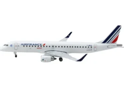 Embraer ERJ-190 Commercial Aircraft "Air France Hop" (F-HBLR) White with Striped Tail 1/400 Diecast Model Airplane by GeminiJets