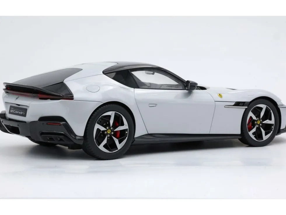 Ferrari 12Cilindri Bianco Artico (Artic White) with Black Top with DISPLAY CASE Limited Edition to 48 pieces Worldwide 1/18 Model Car by BBR