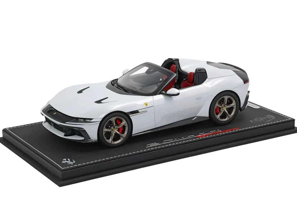 Ferrari 12Cilindri Spider Bianco Artico (Artic White) Limited Edition to 40 pieces Worldwide 1/18 Model Car by BBR