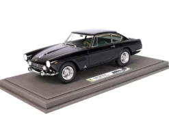 1961 Ferrari GTE 2 2 Serie I S N 2999GT Black with Green Interior with DISPLAY CASE Limited Edition to 68 Pieces Worldwide 1/18 Model Car BBR BBR1850B