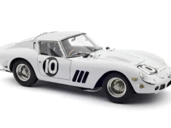 Ferrari 250 GTO #10 Graham Hill 2nd Place
