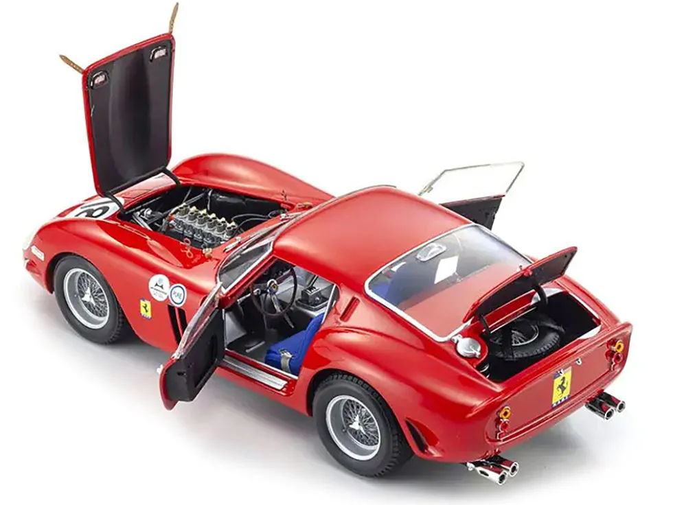 Ferrari 250 GTO #18 Pedro Rodriguez Winner "Daytona 3 Hours" (1963) 1/18 Diecast Model Car by Kyosho