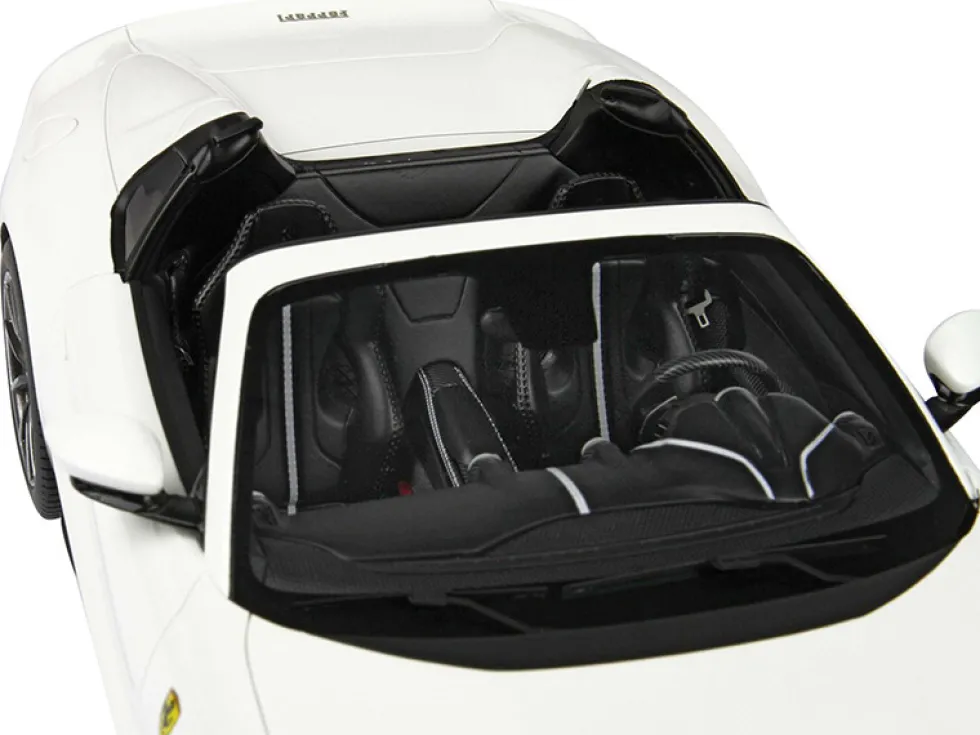 2019 Ferrari 812 GTS Convertible Avus White DISPLAY CASE Limited Edition 32 pieces Worldwide 1/18 Model Car BBR P18184E