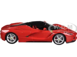 Ferrari Laferrari F70 Red 1/24 Diecast Model Car Bburago 26001