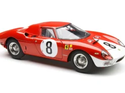 Ferrari 250 LM #8 John Surtees - Lorenzo Bandini 