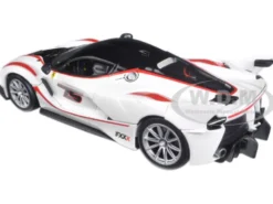 Ferrari Racing FXX-K #75 White 1/24 Diecast Model Car Bburago 26301