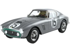 Ferrari 250 SWB #15 Graham Whitehead - Henry Taylor 