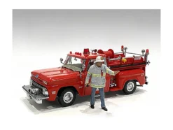 Firefighters Fire Captain Figure 1/24 Scale Models American Diorama 76418