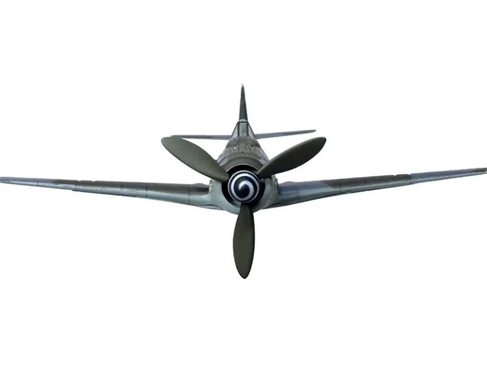 Focke Wulf Fw190D 9 Fighter Aircraft 600150 JG 4 Frankfurt Rhine Main Airfield 1945 German Luftwaffe Oxford Aviation 1/72 Diecast Model Airplane Oxford Diecast AC113
