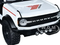 2021 Ford Bronco White Red stripes Roof Rack Yokohama Tires Just Trucks Series 1/24 Diecast Model Car Jada 34286