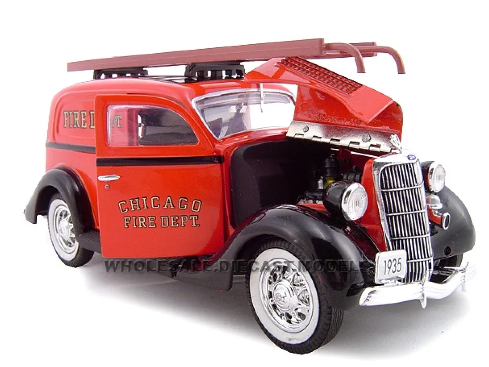 1935 Ford Chicago Fire Department 1/24 Diecast Car Model Unique Replicas 18517