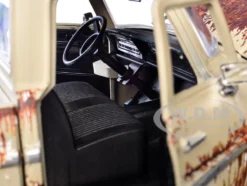 1972 Ford F-100 Pickup Truck Beige (Rusted) 