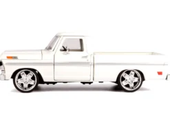 1969 Ford F-100 Pickup Truck Cream 
