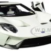 2017 Ford GT Frozen White 1/18 Model Car Autoart 72941