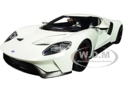 2017 Ford GT Frozen White 1/18 Model Car Autoart 72941